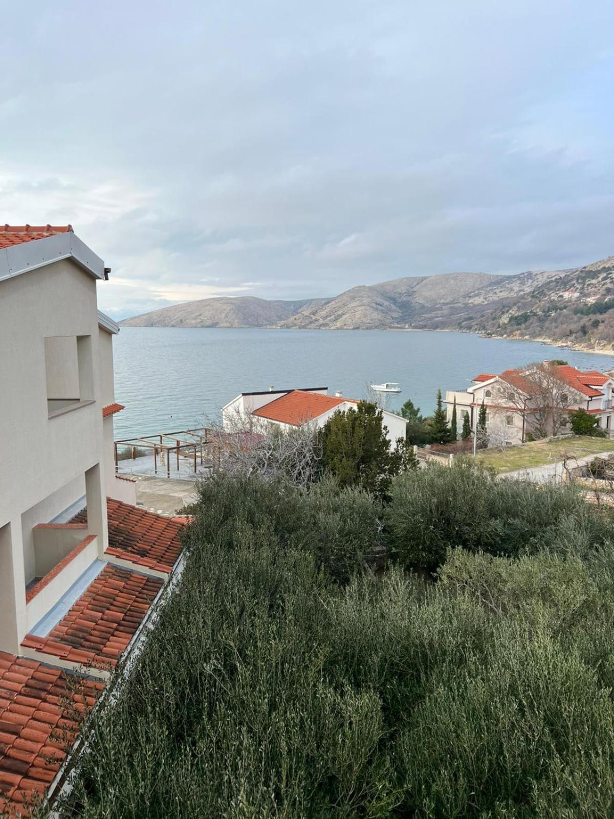 Bellevue Rooms Stara Baška Εξωτερικό φωτογραφία