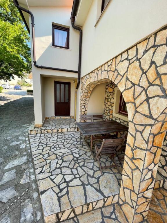 Bellevue Rooms Stara Baška Εξωτερικό φωτογραφία