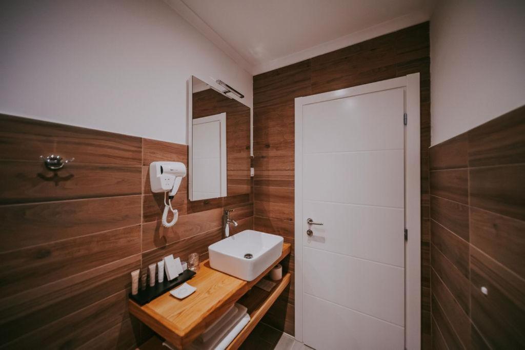 Bellevue Rooms Stara Baška Εξωτερικό φωτογραφία